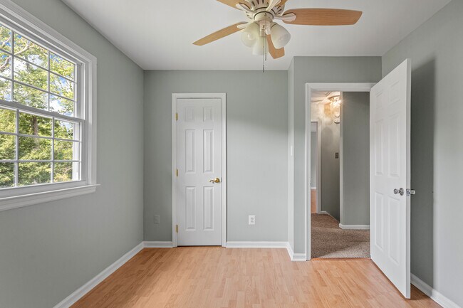 Building Photo - 1114 Collingwood Dr