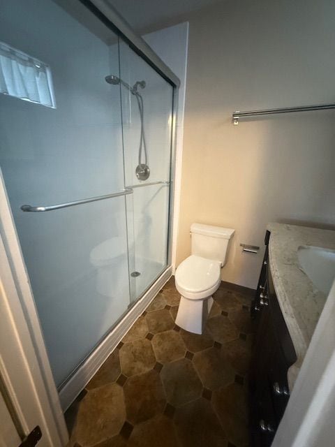 Building Photo - 706 E Avenue, Middle Unit