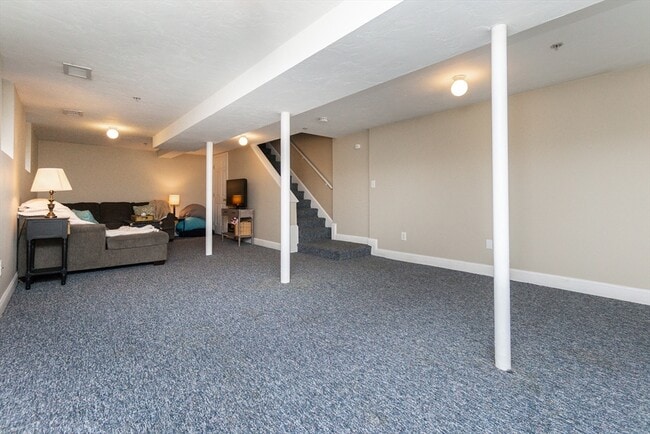 Building Photo - 224 Salem St