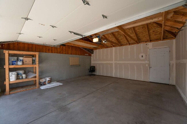 Building Photo - Beautiful 2-Bedroom Duplex with Granite Countertops & Hardwood Floors in the Heart of Denver!