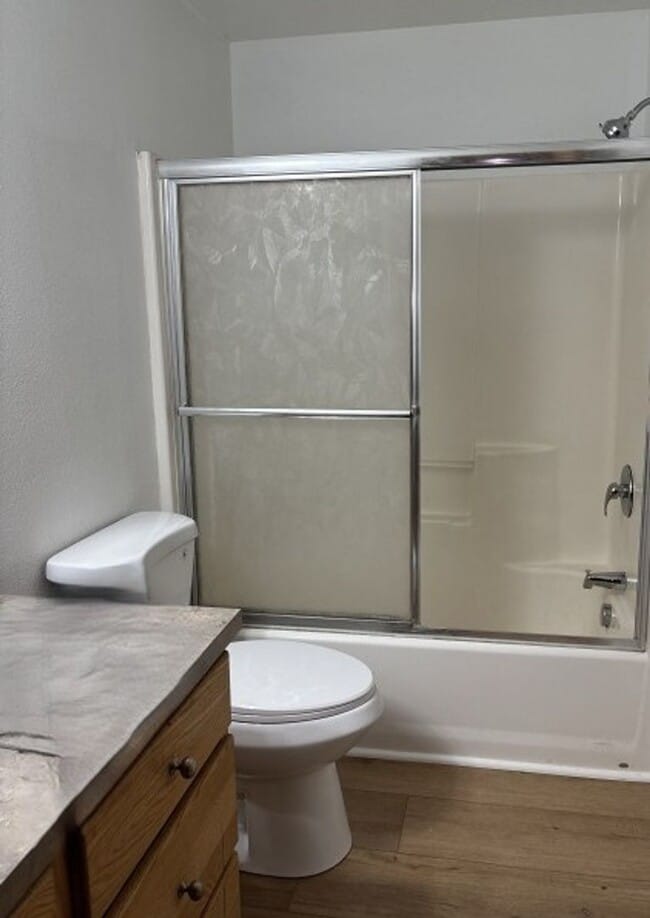 Building Photo - lenft01