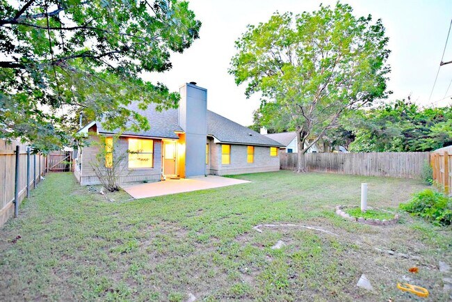 Building Photo - 8501 Priest River Dr