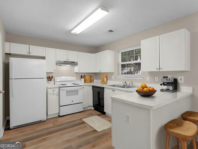 Building Photo - 156 Watercress Ct