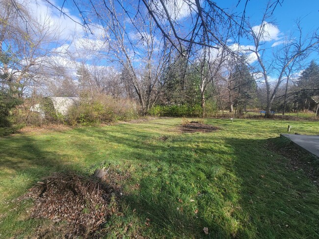 Building Photo - Gorgeous 4 bedroom ranch in Sussex!