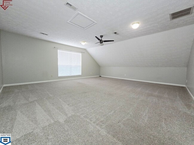 Building Photo - 1544 Pheasants Glen Dr