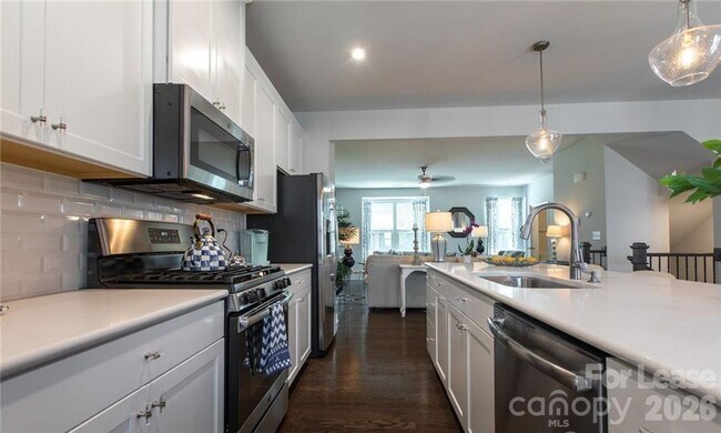 Building Photo - 3023 Salix Bend Dr