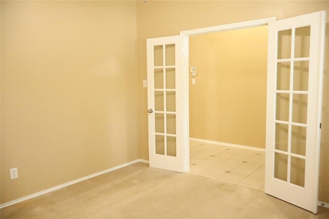 Building Photo - 21590 Kings Bend Dr