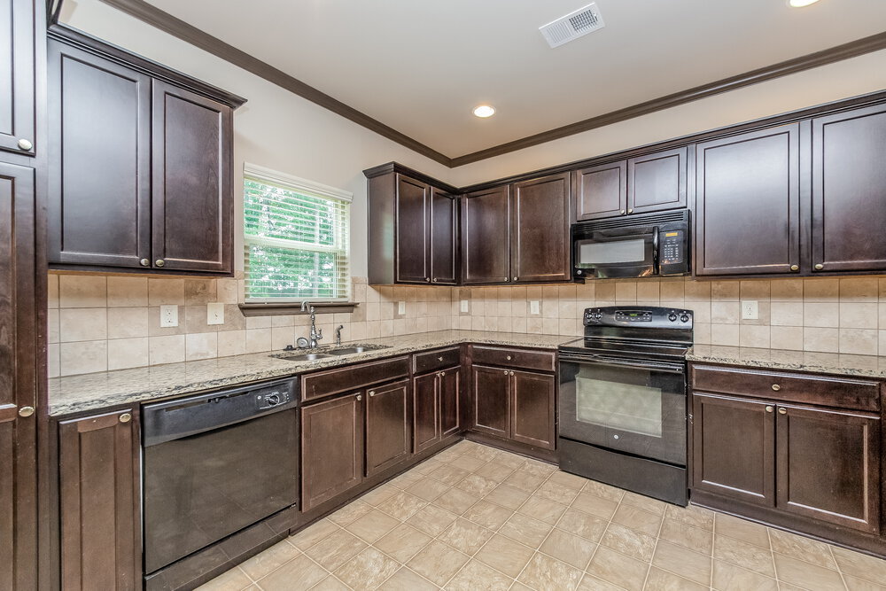 Building Photo - 611 Sweet Ashley Way