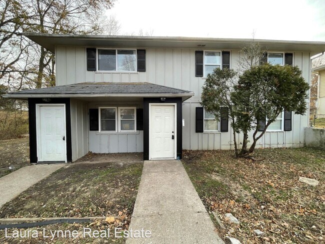 Primary Photo - 3 br, 1 bath House - 1101 E South Ave