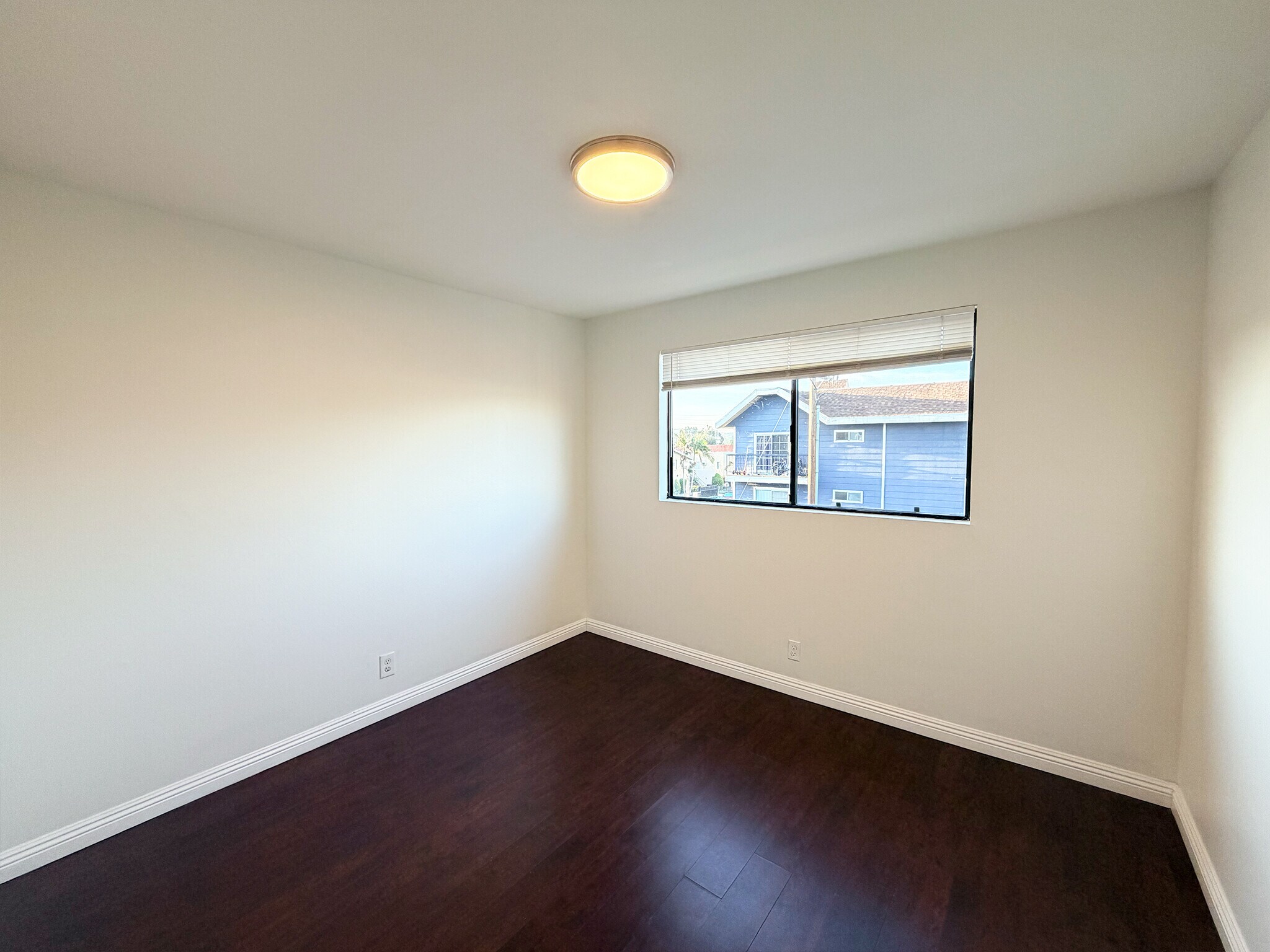 Building Photo - 7305 Milwood Ave