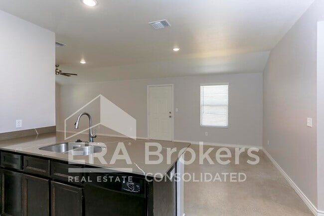 Building Photo - 2328 Duntov Dr