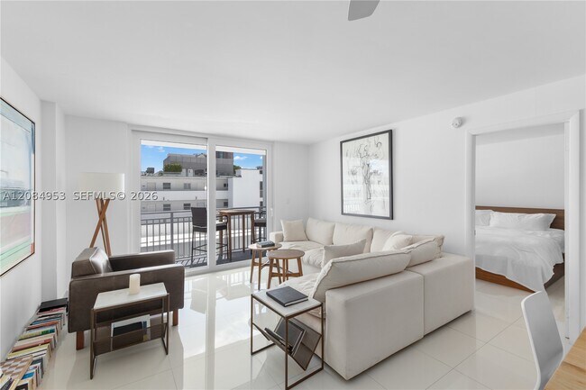 Building Photo - 345 Ocean 607