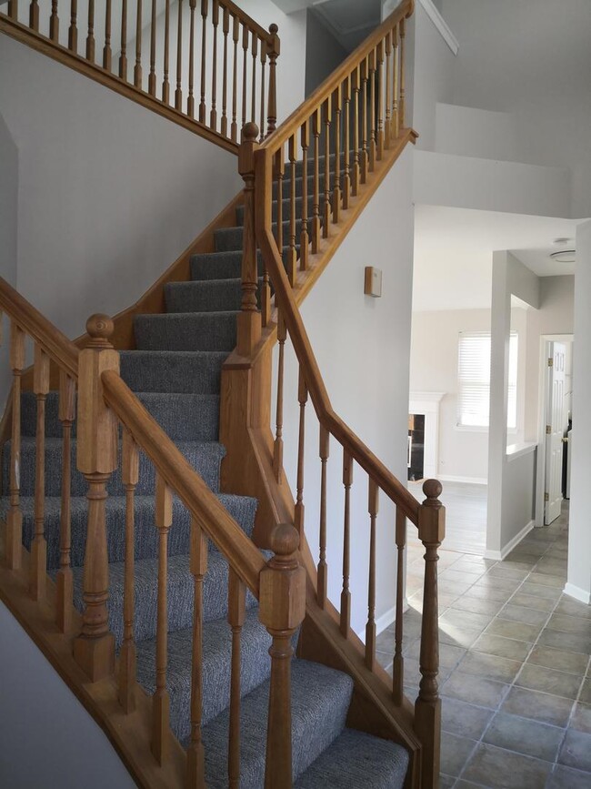 Building Photo - 5728 Breezeland Rd