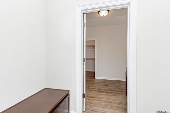 Building Photo - 41401 Cozy Wy