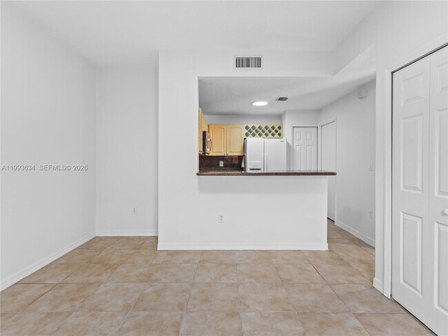 Building Photo - 6201 NW 114th Pl