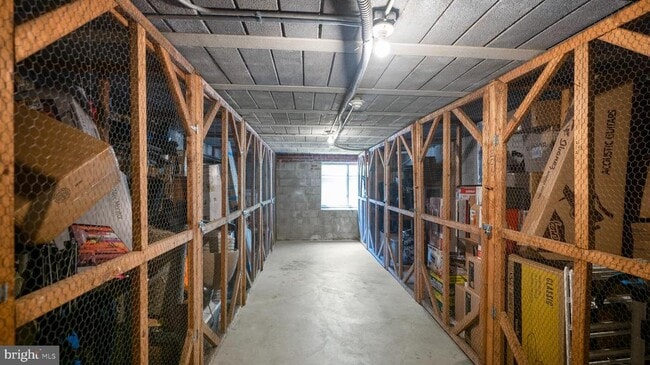 Building Photo - 4970 Battery Ln