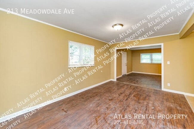 Building Photo - 213 Meadowdale Ave