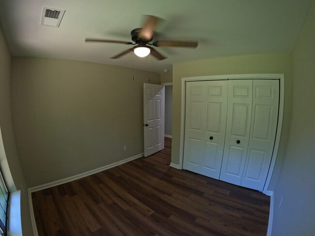 Building Photo - 1011 S Somerville St