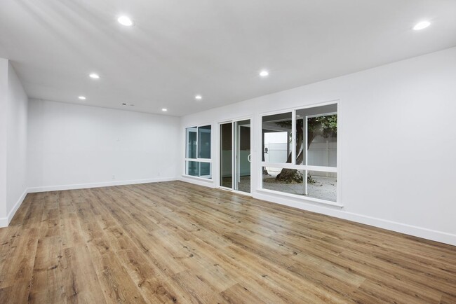 Building Photo - 22650 Sherman Way