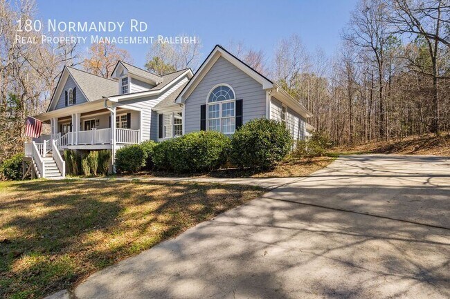 Building Photo - 180 Normandy Rd