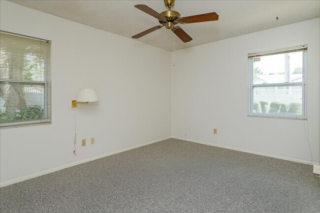 Building Photo - 1192 Lady Susan Dr