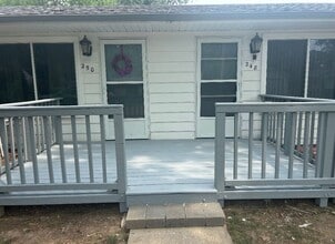 Building Photo - 256 Drahner-1