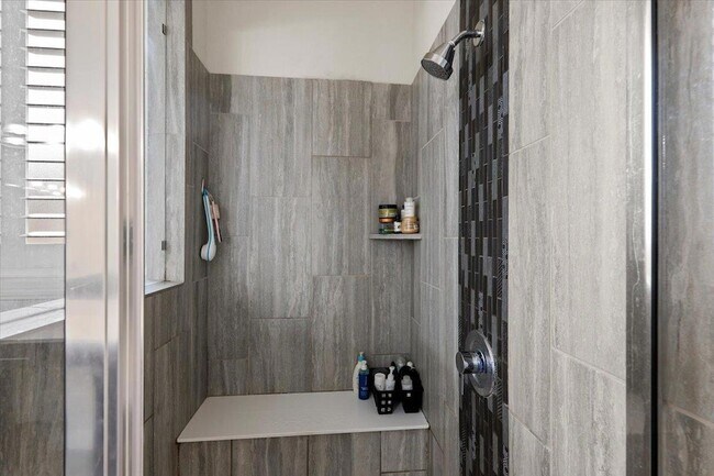 Building Photo - 9033 Rattlesnake Trail