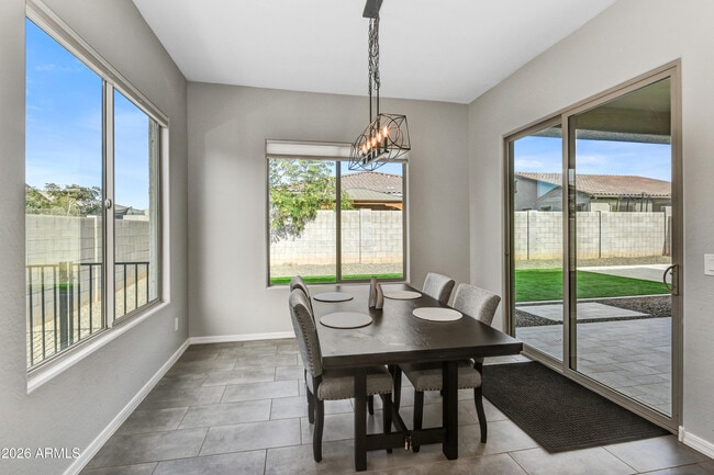 Building Photo - 23018 E Orchard Ln