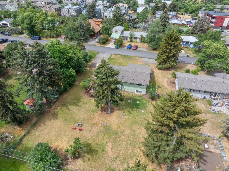 Building Photo - 1608 Alder Ct