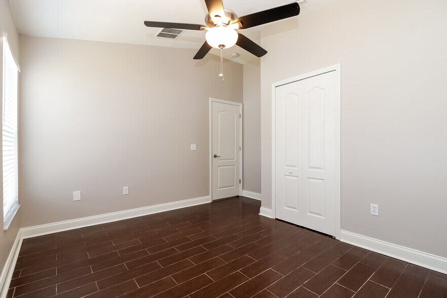 Building Photo - 10124 Coldwater Loop