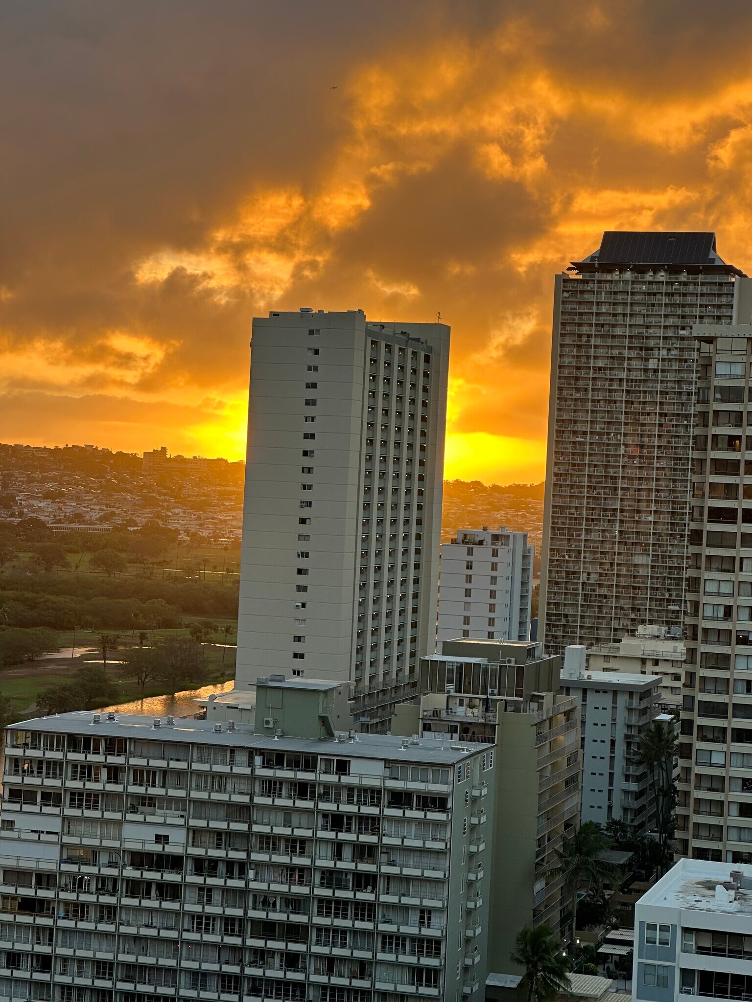 Southeast sunrise view - 421 Olohana St