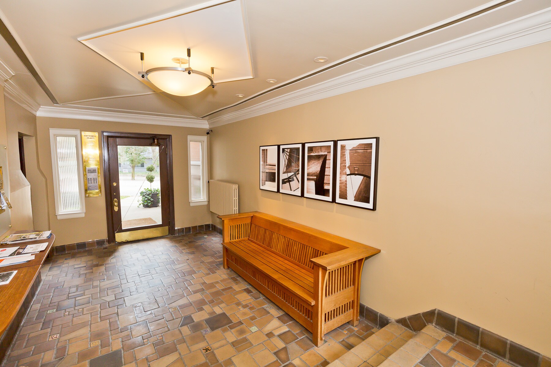 Building Photo - 327 Southfield Rd