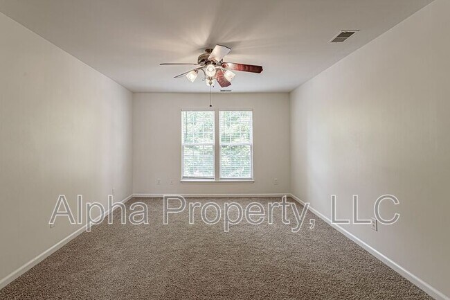Building Photo - 261 Highgate Cir