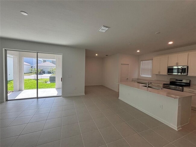 Building Photo - 6073 Meditation Dr