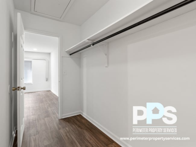 Building Photo - 1510 Pine Log Rd NE