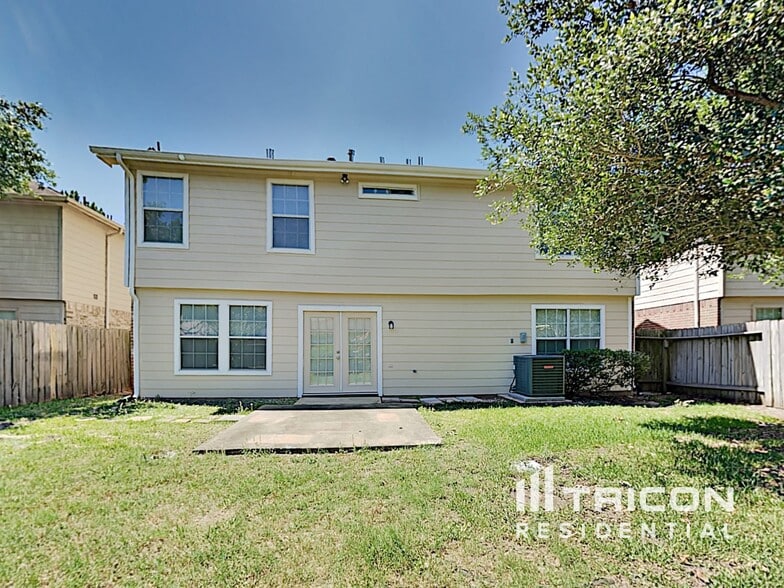 Building Photo - 21206 Bridgemeadows Ln