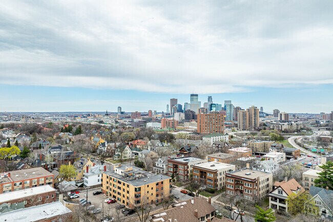 Building Photo - Dupont Plaza of Lowry Hill