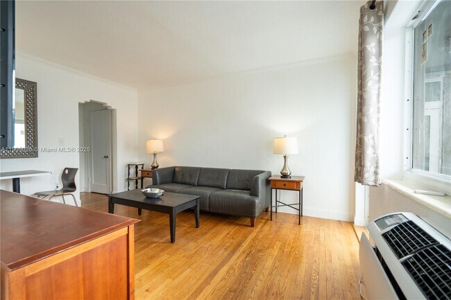 Building Photo - 7445 Harding Ave