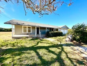 Building Photo - **APPLICATION RECEIVED**  Charming Home on 2 Acres Outside Burnet – Wood Floors, Bonus Room & Ani...