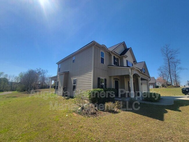 Building Photo - 135 Langfuhr Way