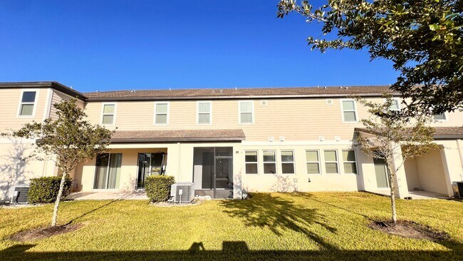 Building Photo - Beautiful, Resort-Style Living with this 3...
