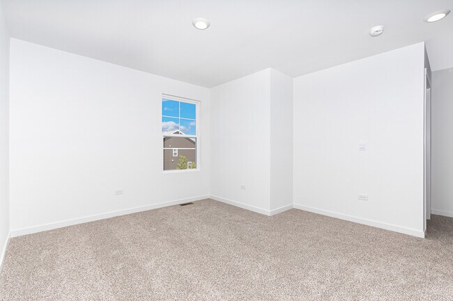 Building Photo - 2130 Bodega Rd