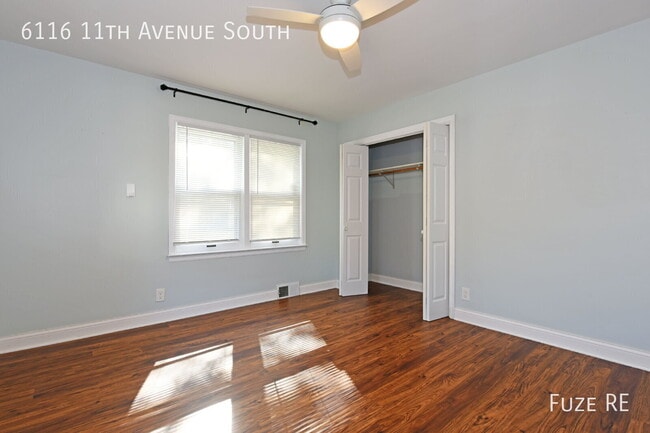 Building Photo - 6116 11th Ave S