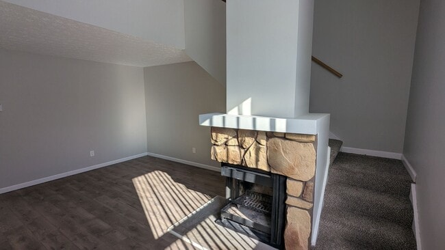 Building Photo - MN Cedar Village (857)