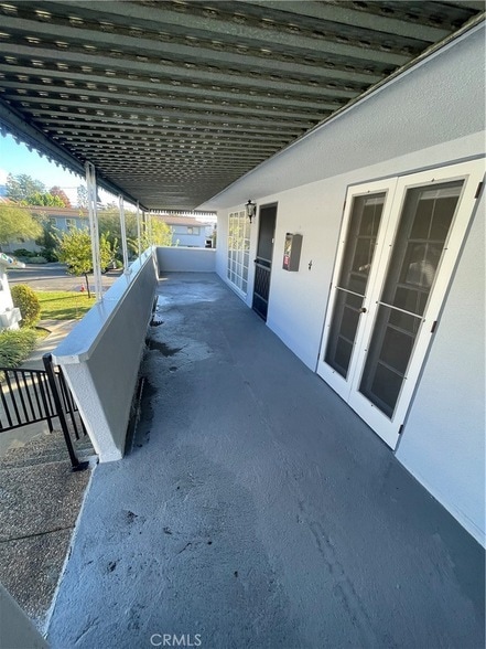 Building Photo - 821 La Cadena Ave