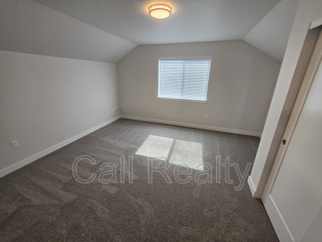 Building Photo - 8117 N Austin Rd