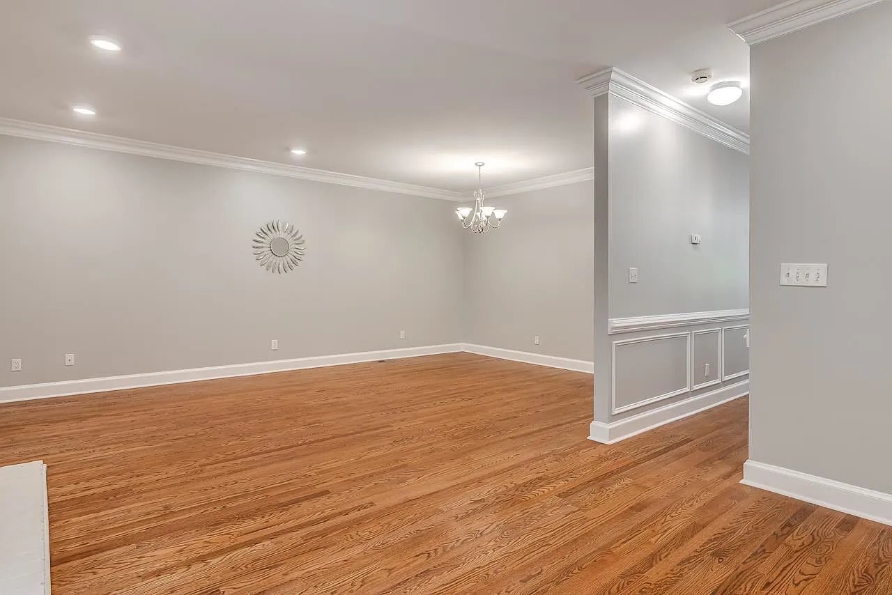 Building Photo - 125 Skylark Way