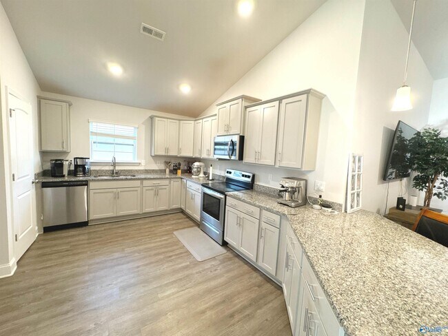Building Photo - 14228 Wildflower Dr