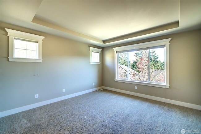 Building Photo - 3Bd/2.75Ba Issaquah Home