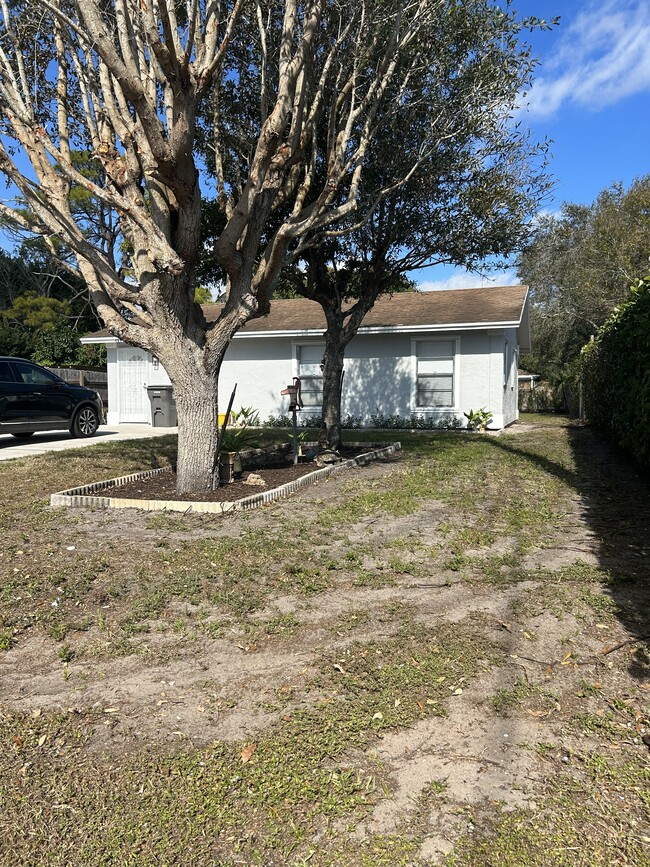 Front yard - 6793 4th St